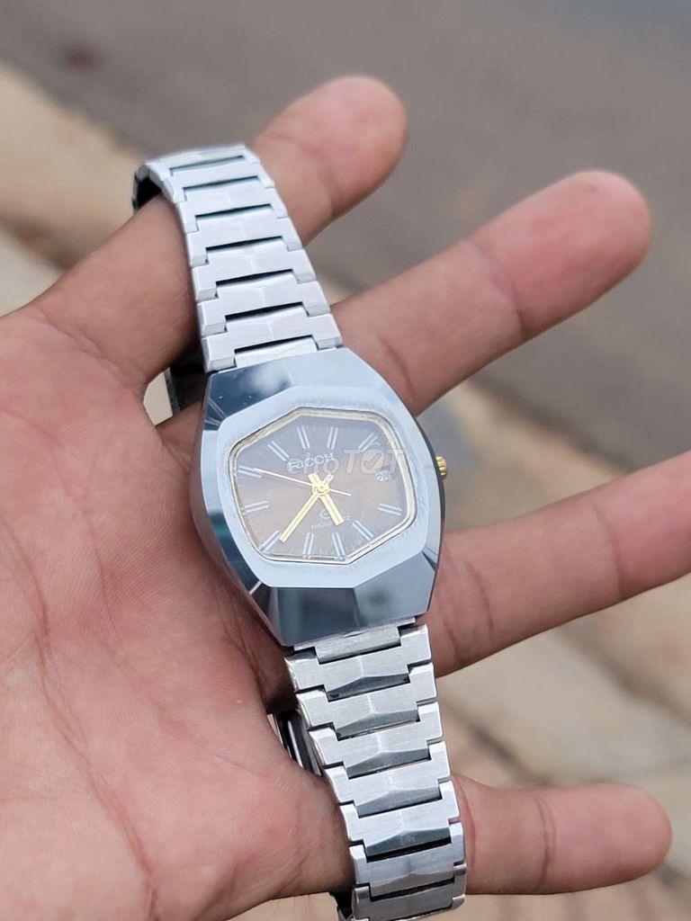 Đồng hồ Ricoh Riquartz Thép không gỉ Bạc 38mm. Mua bán Đồng hồ tại Huyện Đất Đỏ Bà Rịa - Vũng Tàu được đăng bởi Nguyễn duy học hình 1
