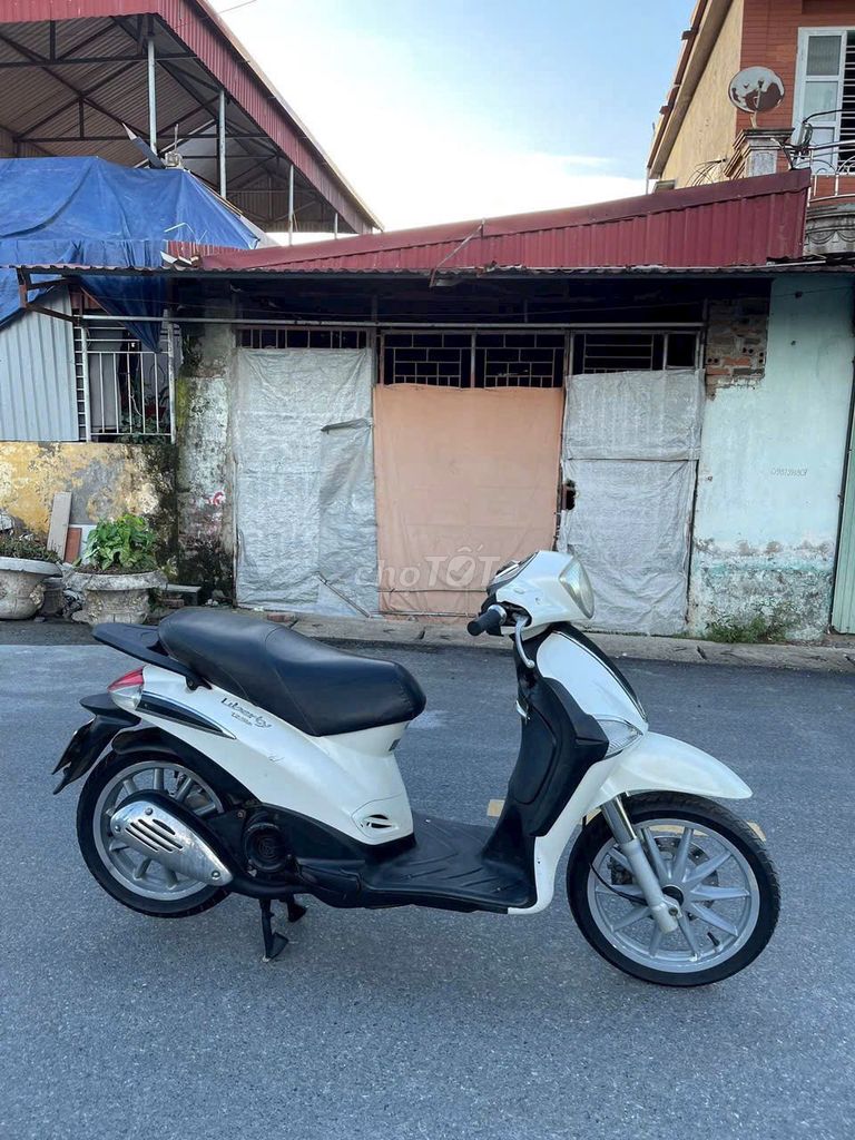 Piaggio Liberty Trắng Đã sử dụng. Mua bán Xe máy tại Huyện Cát Hải Hải Phòng được đăng bởi Việt Lương hình 2