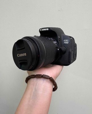 Canon 700D kit 18-55mm is stm chính hãng đẹp .