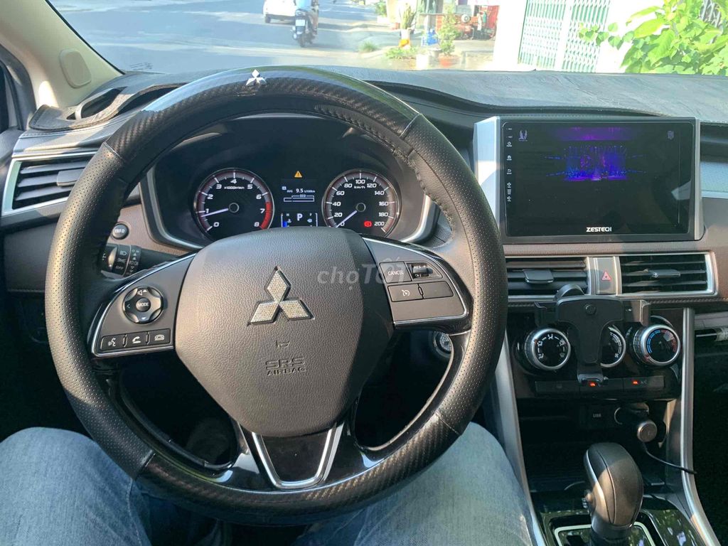 Mitsubishi Xpander Cross 2020 AT - 71000 km. Mua bán Ô tô tại Quận 7 Tp Hồ Chí Minh được đăng bởi Quốc Anh hình 12