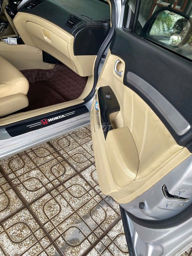 Honda Civic 2014 1.8 AT - 72000 km. Mua bán Ô tô tại Thành phố Nha Trang Khánh Hòa được đăng bởi CAO XUÂN HIẾU hình 6