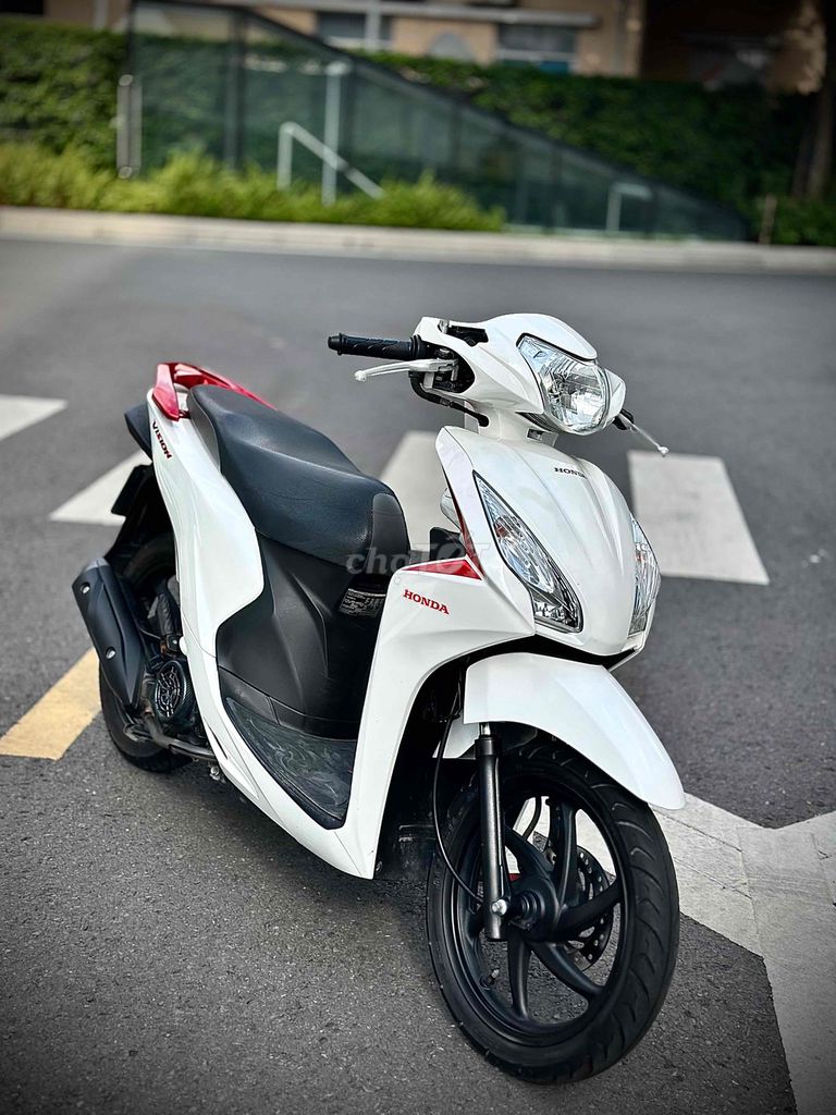 Смарткей Honda Vision 2019, белый, 28000 км
