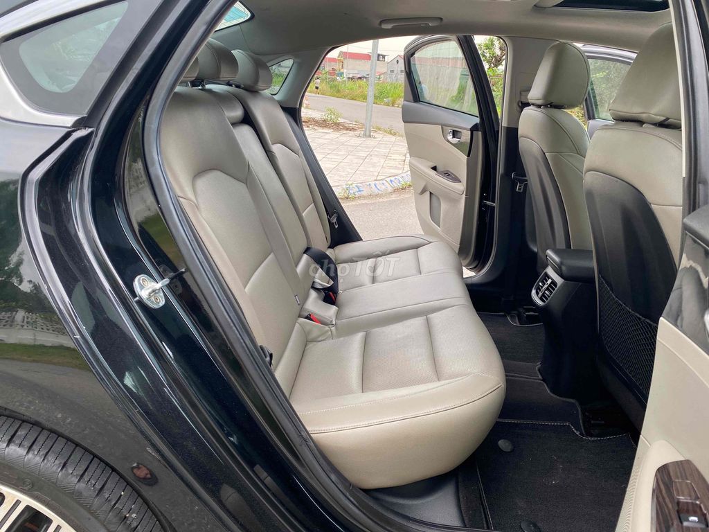 Kia Cerato 2019 1.6 AT Luxury - 69000 km. Mua bán Ô tô tại Huyện Hà Trung Thanh Hóa được đăng bởi OTO CŨ PHƯƠNG NAM hình 12