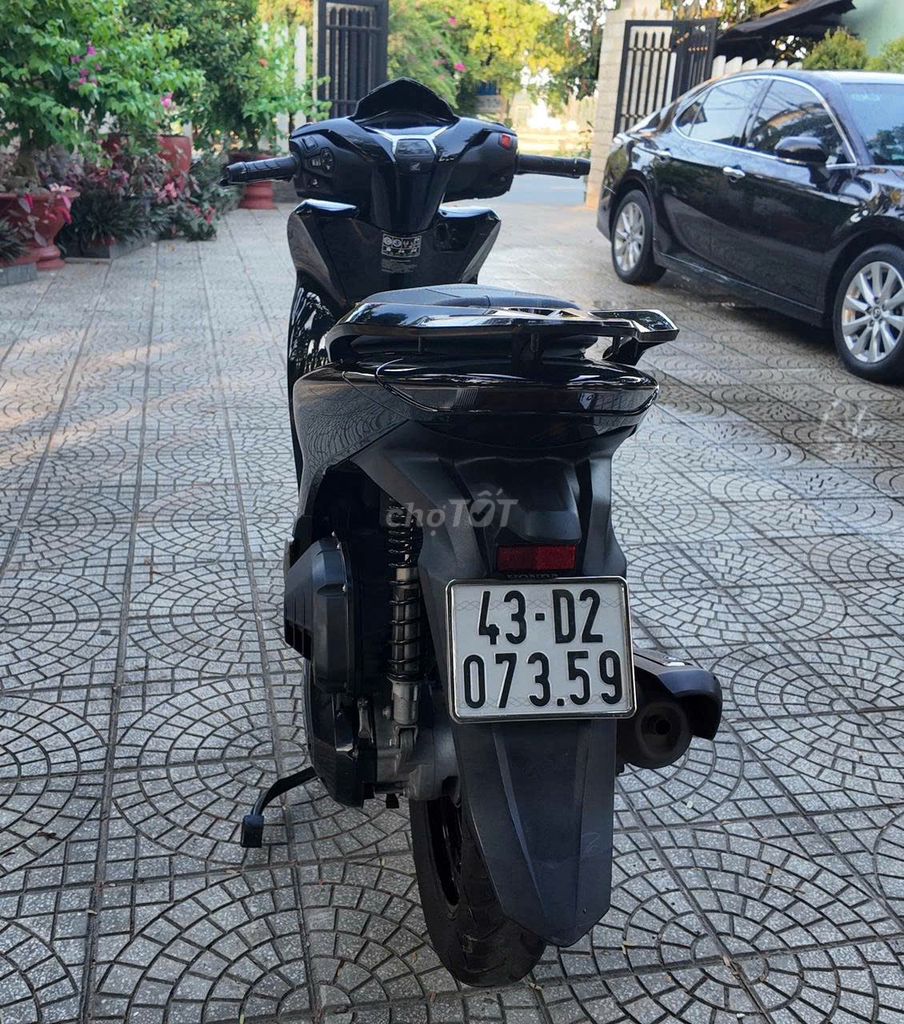 Lên đời 350 nên cần ra đi em SH 150. Mua bán Xe máy tại Quận Thanh Khê Đà Nẵng được đăng bởi Văn huy hình 6