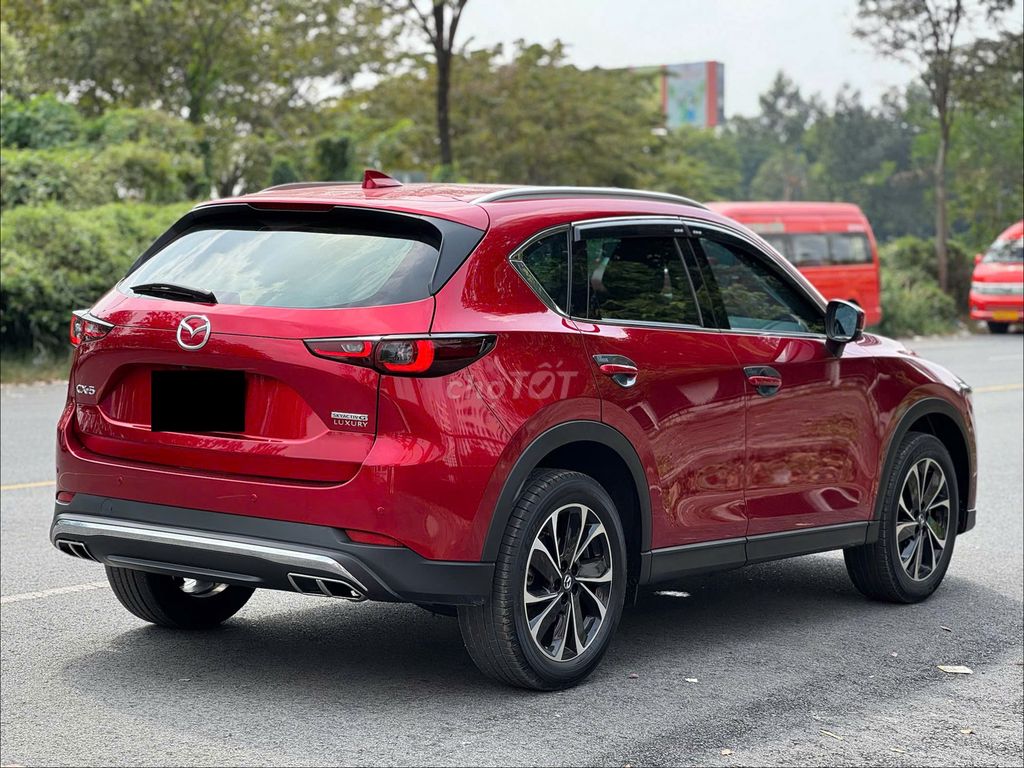 Mazda CX-5 2023 2.0 Luxury Đỏ. Mua bán Ô tô tại Quận 1 Tp Hồ Chí Minh được đăng bởi TÂN TỨ QUÝ hình 7