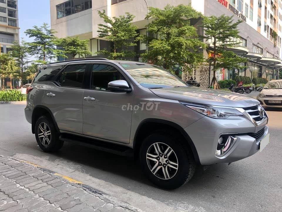 Fortuner 2019 máy dầu số tự động, màu xám. Mua bán Ô tô tại Quận 12 Tp Hồ Chí Minh được đăng bởi Xuân Trường hình 8