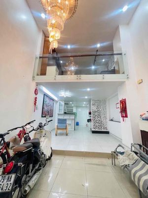 Nhà phố 54 m² · 4 PN · Hẻm 601 Cách Mạng Tháng 8