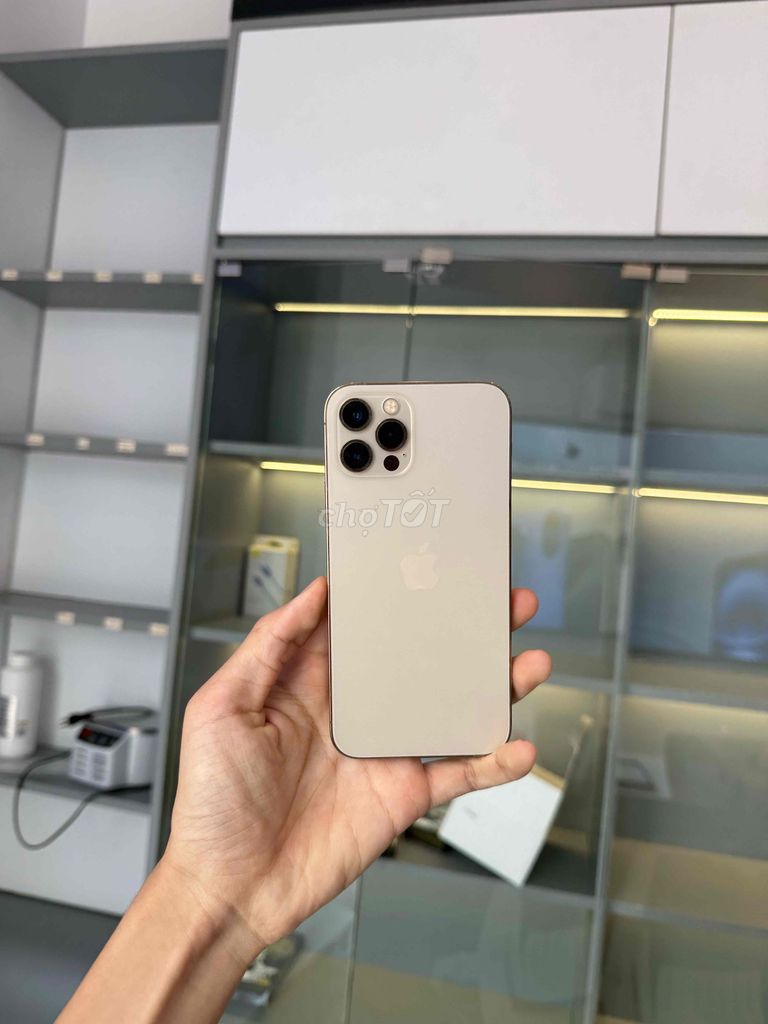 iPhone 12 Pro 128GB Vàng Đã qua sử dụng. Mua bán Điện thoại tại Quận Lê Chân Hải Phòng được đăng bởi Nghiêm Thượng Mobile hình 1
