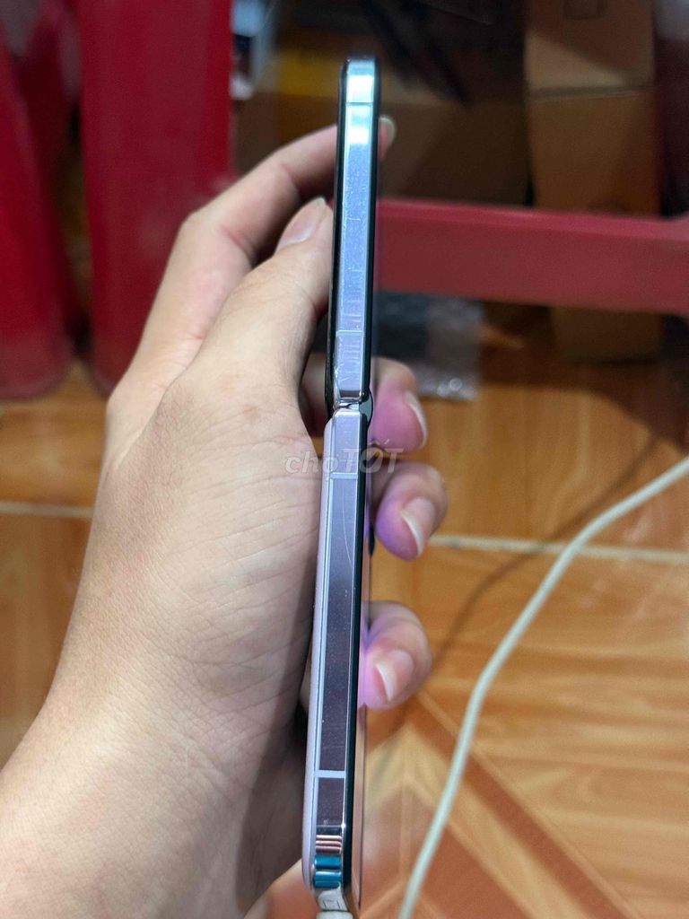 Xiaomi Mix Flip 512GB Tím HyperOS. Mua bán Điện thoại tại Huyện Gò Công Tây Tiền Giang được đăng bởi Tran Phuc hình 1