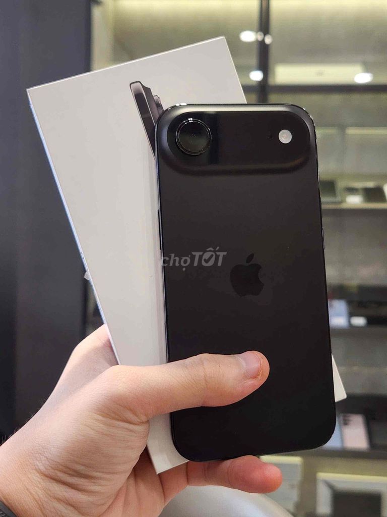Apple iPhone Air 256GB Đen 99% ZP/A CBH 05/27 S12L. Mua bán Điện thoại tại Quận 8 Tp Hồ Chí Minh được đăng bởi CA REM BÁN TÁO hình 1