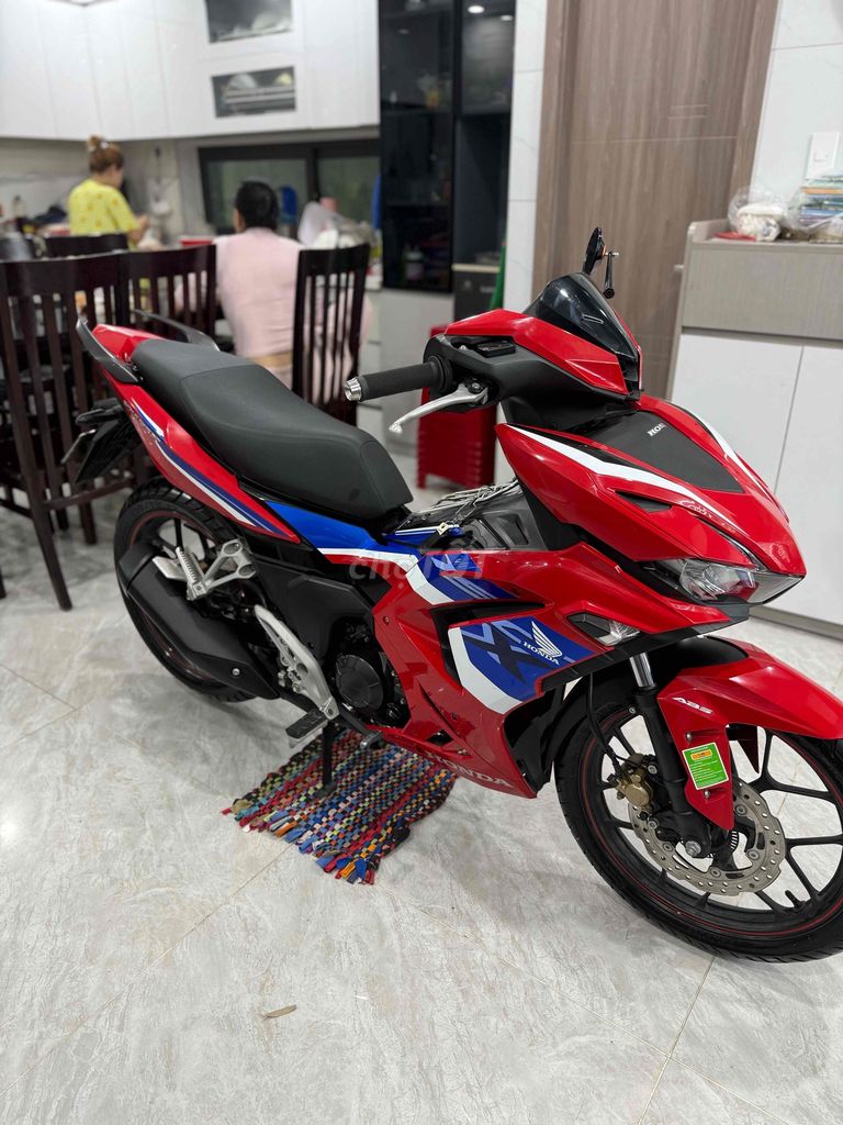 Honda Winner X V3 2023 Côn tay Đỏ