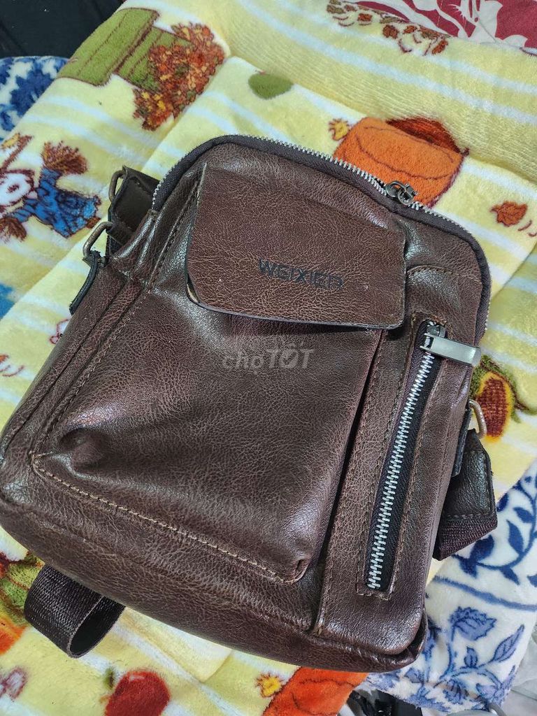 Túi đeo ngực WEIXIER Da Nâu Nam. Mua bán Túi xách tại Quận Hồng Bàng Hải Phòng được đăng bởi Nguyễn Hồng hình 1