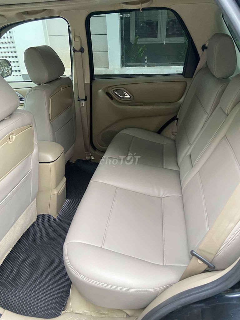 Escape 3.0 màu đen 2004. Mua bán Ô tô tại Quận 8 Tp Hồ Chí Minh được đăng bởi Mr Phát hình 6