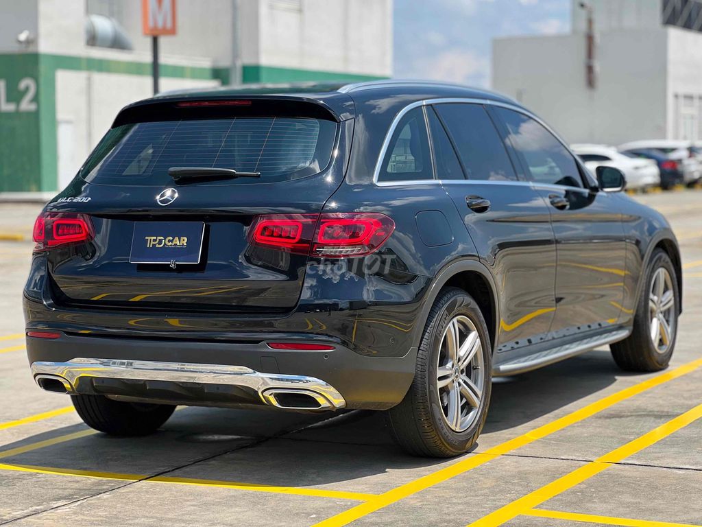 Mercedes GLC200 V1 2022 Lướt 28.000 km. Mua bán Ô tô tại Quận Bình Tân Tp Hồ Chí Minh được đăng bởi Hoàng Thọ hình 3