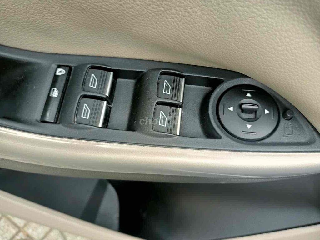 Chính chủ cà vẹt bán xe Ford Focus 2016. Mua bán Ô tô tại Thành phố Thủ Dầu Một Bình Dương được đăng bởi Ms Ân Ân hình 10