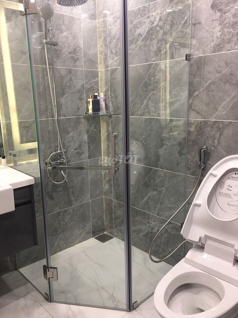 Cho thuê căn hộ RichStar 91m2 3PN, 2WC full NT, lầu cao view đẹp 15tr.