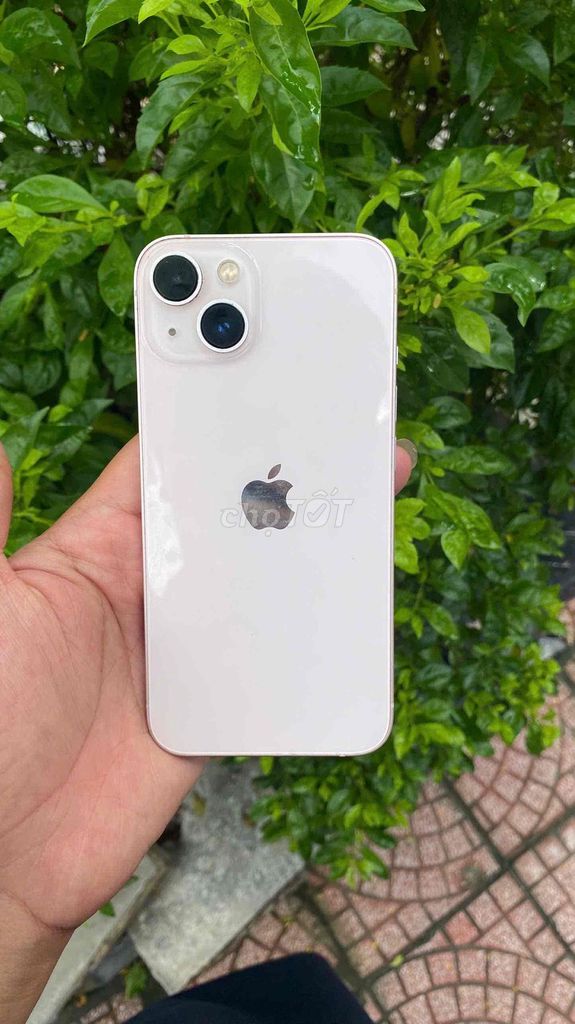 Apple iPhone 13 Trắng. Mua bán Điện thoại tại Quận Long Biên Hà Nội được đăng bởi Hoàng Hiệp hình 1