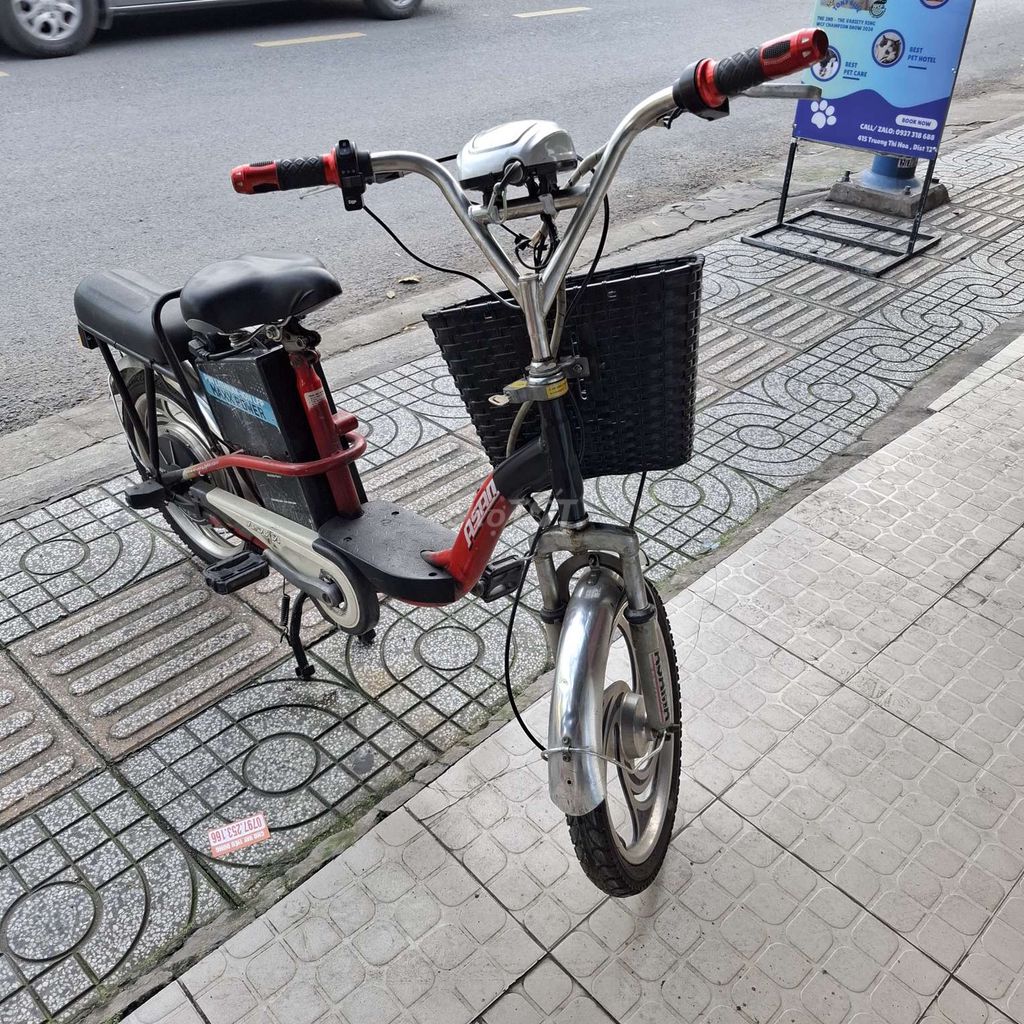 Xe đạp điện Asama màu Đỏ, Đen. Mua bán Xe điện tại Quận 12 Tp Hồ Chí Minh được đăng bởi Nguyen Dẫn hình 2