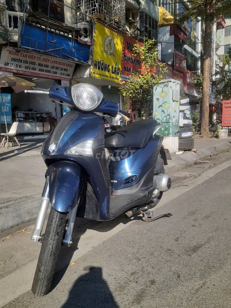 Xe rất tốt mình dùng giữ gìn anh mua đi tốt ak. Mua bán Xe máy tại Quận Hai Bà Trưng Hà Nội được đăng bởi Nguyễn anh tuấn hình 3
