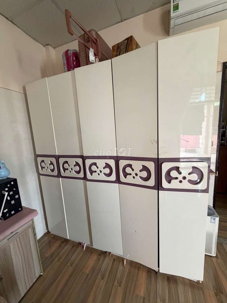 Tủ quần áo gỗ 6 cánh. Mua bán Tủ, kệ gia đình tại Quận 7 Tp Hồ Chí Minh được đăng bởi Trúc hình 1