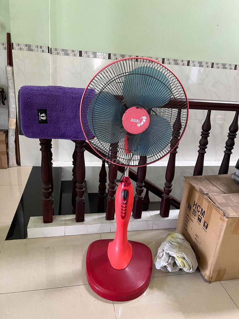 THANH LÝ CÂY QUẠT ĐỨNG CÒN HOẠT ĐỘNG TỐT CHẠY MẠNH. Mua bán Quạt tại Thành phố Biên Hòa Đồng Nai được đăng bởi NGÔ GIANG SƠN hình 1