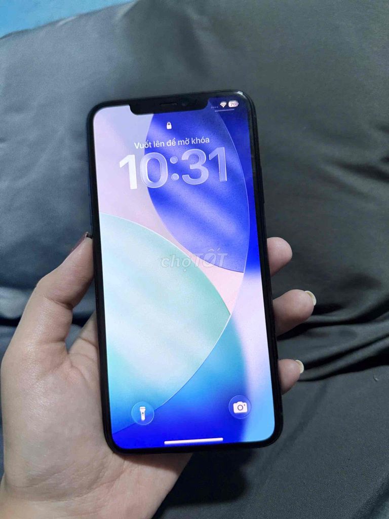 Apple iPhone 11 Pro Max Xám Đã dùng. Mua bán Điện thoại tại Thành phố Thủ Dầu Một Bình Dương được đăng bởi Lê Tâm hình 1