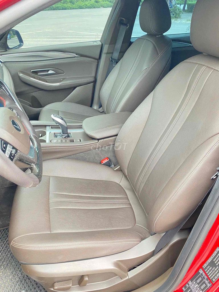 VinFast Lux A2.0 2022 A2.0 Tiêu chuẩn - 50000 km. Mua bán Ô tô tại Quận Nam Từ Liêm Hà Nội được đăng bởi Lưu quang kiên hình 11