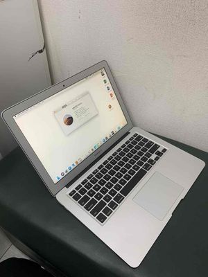 MacBook Air (13-inch, 2017) i5 8/256GB