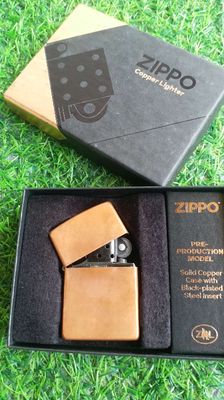 Zippo chính hãng 2022 ( đồng đỏ)