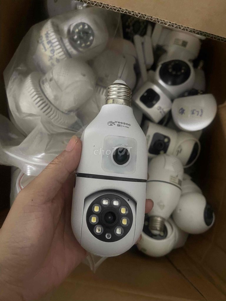 Camera Yoosee 2 mắt trong nhà. Mua bán Máy ảnh, Máy quay tại Quận Hà Đông Hà Nội được đăng bởi Nguyễn Minh Khôi hình 1