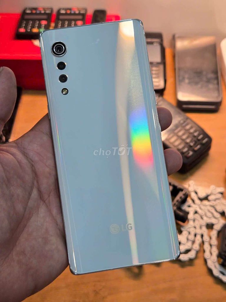 Điện thoại LG Velvet Trắng. Mua bán Điện thoại tại Quận Gò Vấp Tp Hồ Chí Minh được đăng bởi hà kim phụng hình 1
