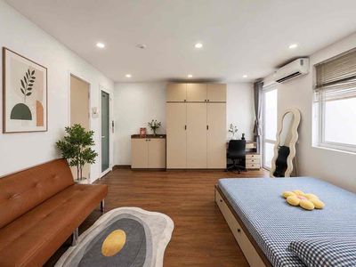 CĂN 1 PHÒNG NGỦ , BAN CÔNG , TÁCH BẾP VIEW CỰC ĐẸP , CỰC MỚI