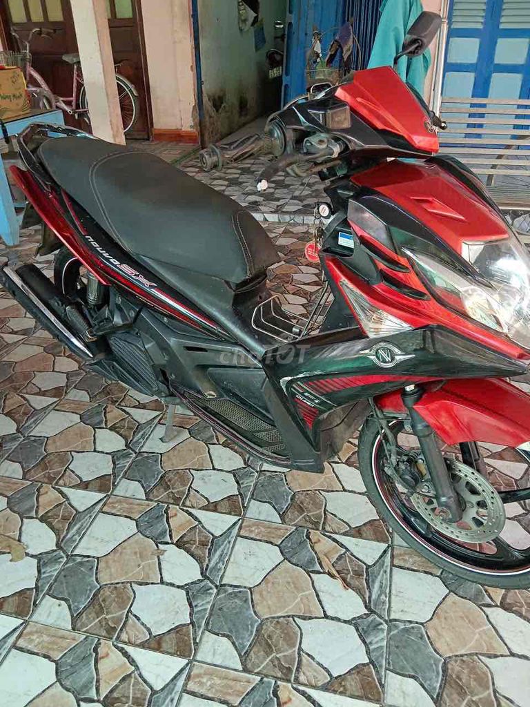 Yamaha Nouvo 5 Đỏ đen Đã sử dụng. Mua bán Xe máy tại Huyện Châu Thành Bến Tre được đăng bởi Lữ Văn Sáu hình 1