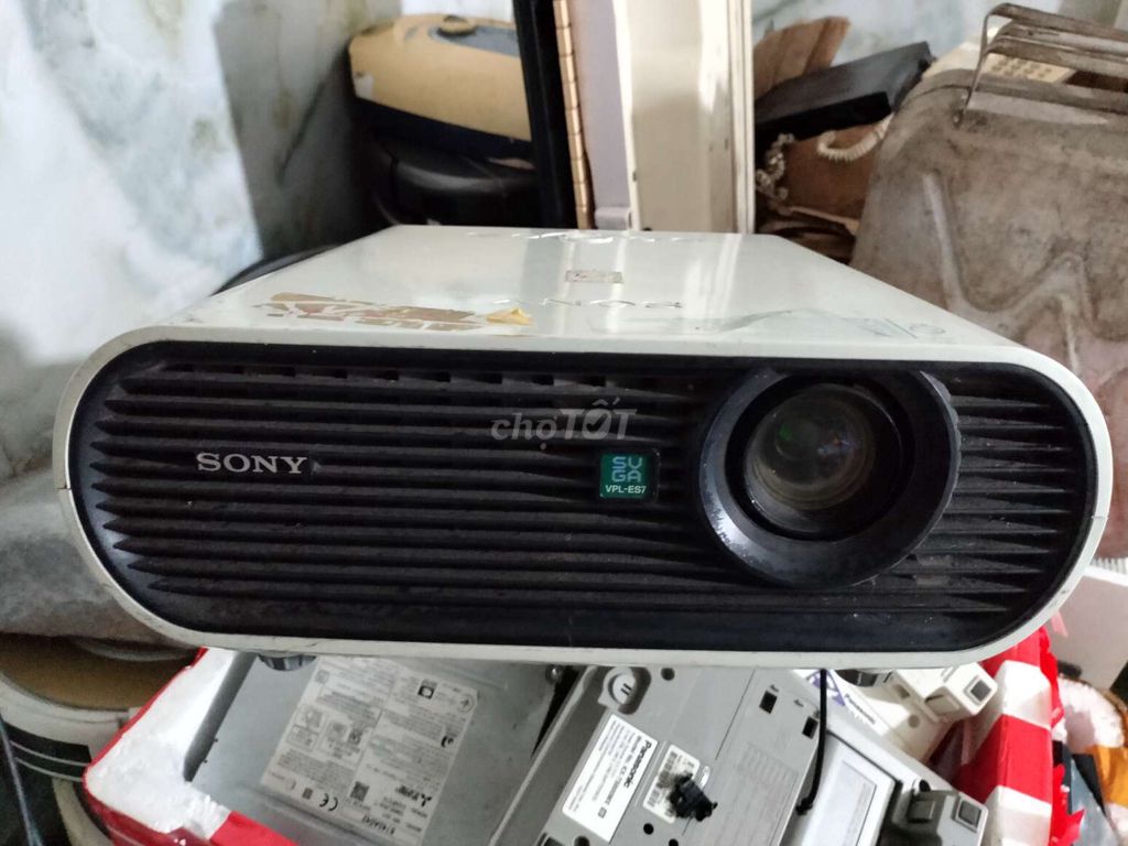 Máy chiếu Sony VPL-ES7 Trắng ib zl. Mua bán Đồ dùng văn phòng tại Quận Gò Vấp Tp Hồ Chí Minh được đăng bởi phúc nk hình 1