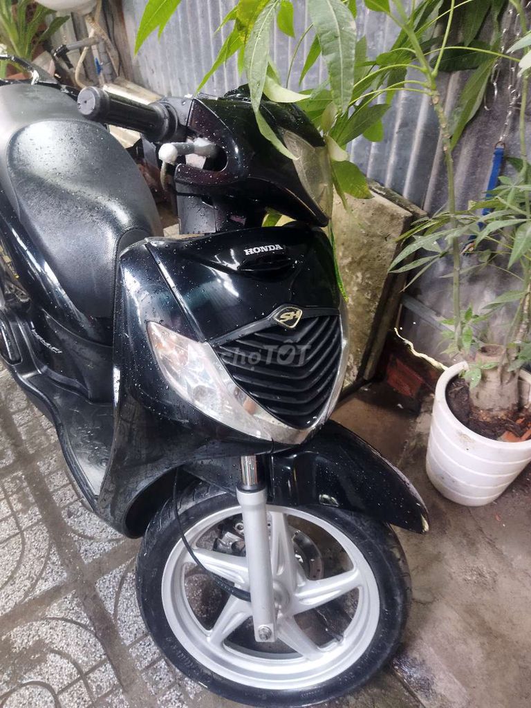 XE SH Ý 2007, NGUYÊN BẢN 128809392 - Main Image