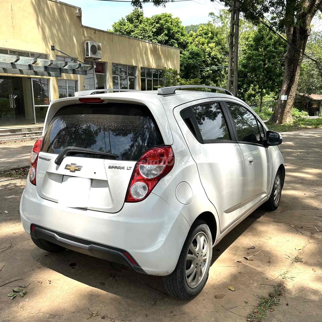Chevrolet Spark LT 2018 МКПП Белый
