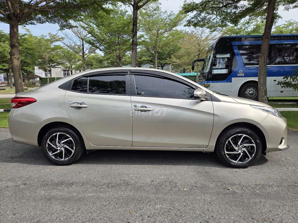 🔥 VIOS 2021 - Số Sàn chuẩn gia đình bao Check 🔥. Mua bán Ô tô tại Thị xã Bến Cát Bình Dương được đăng bởi Thịnh Toyota Bình Dương hình 4