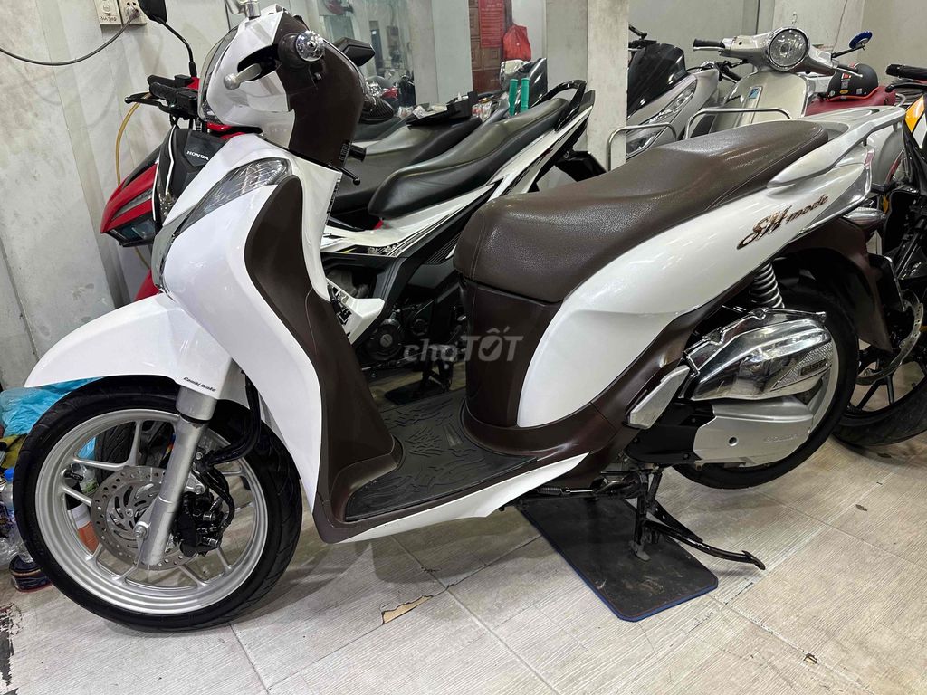 SH mode 2015 xe đẹp.BSTP 1 đời chủ công chứng. Mua bán Xe máy tại Quận Bình Thạnh Tp Hồ Chí Minh được đăng bởi Lê Nhân hình 5