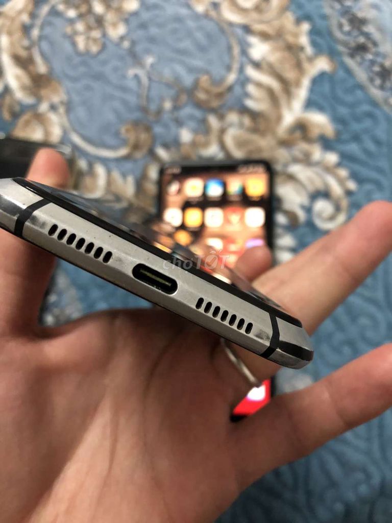 Điện thoại black shark 1, 6/64 chip snap 845