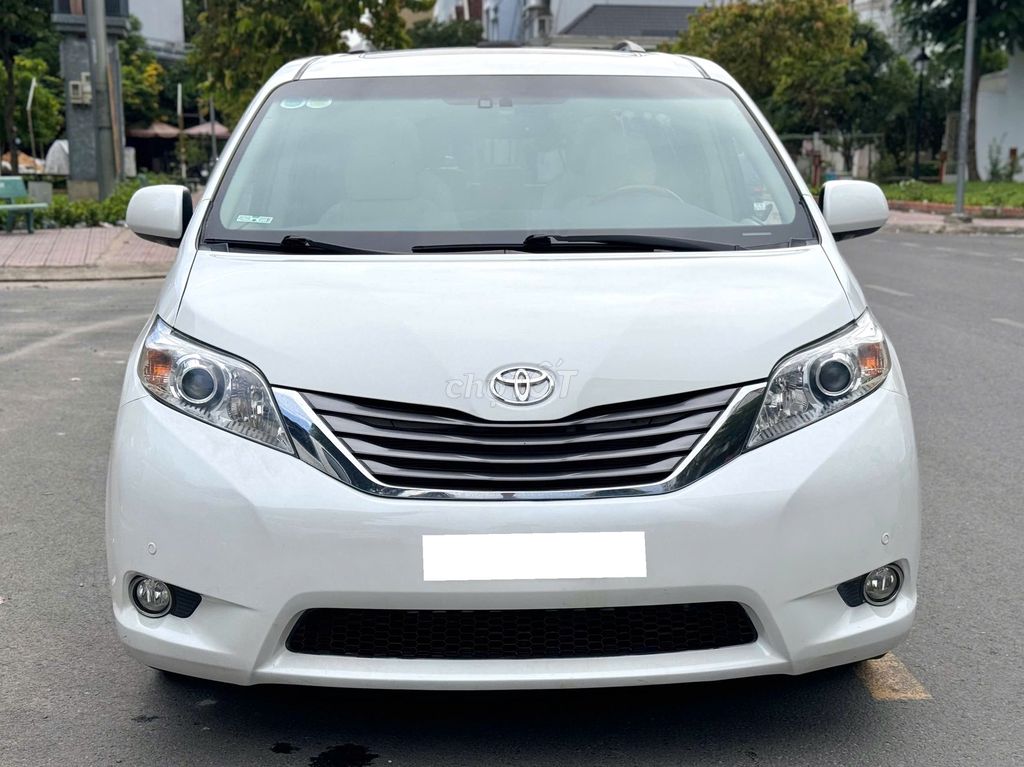 Toyota Sienna Limited nhập Mỹ bản Full option. Mua bán Ô tô tại Quận Gò Vấp Tp Hồ Chí Minh được đăng bởi Tân Đề Li hình 6