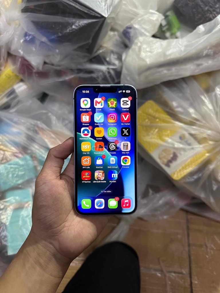 iPhone 14 nguyên zin cần bán gấp pin 87%. Mua bán Điện thoại tại Quận 12 Tp Hồ Chí Minh được đăng bởi Nguyễn Hải Đăng hình 1