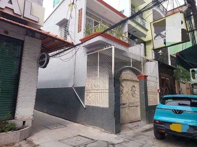 Nhà phố 51 m² · 2 PN · Đường Lạc Long Quân