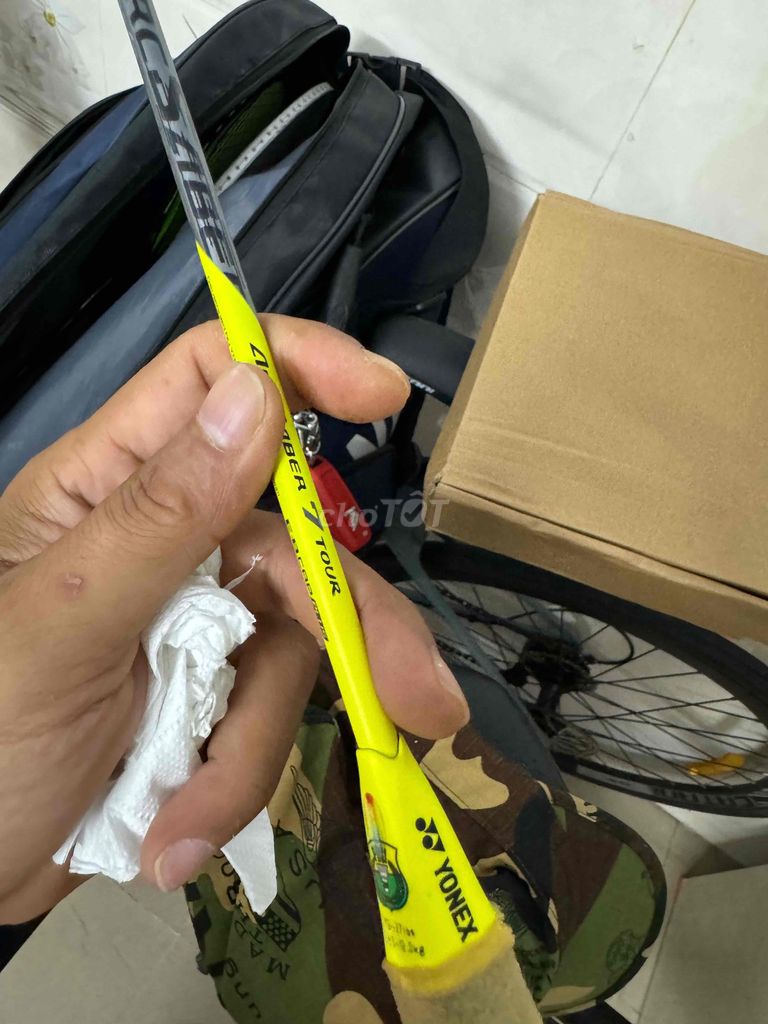 Vợt cầu lông Yonex Acr 7 Tour Vàng, Đen Nứt nhẹ