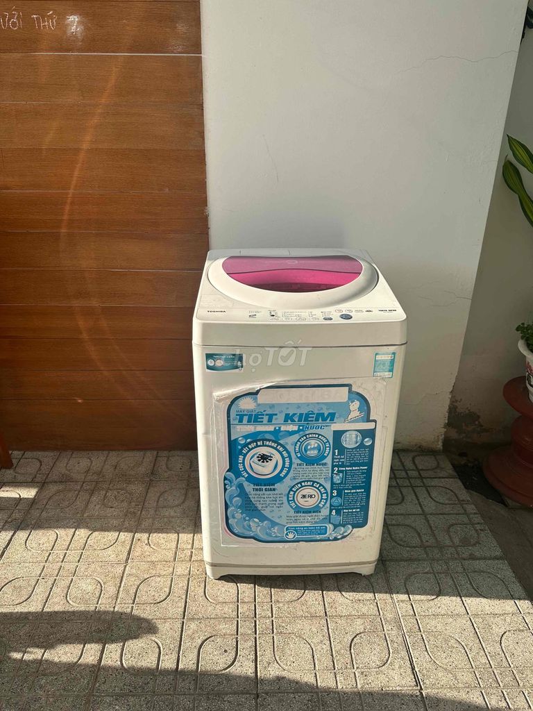 Máy giặt Toshiba cửa trên. Mua bán Máy giặt tại Thành phố Bến Tre Bến Tre được đăng bởi Phạm Nhã hình 1