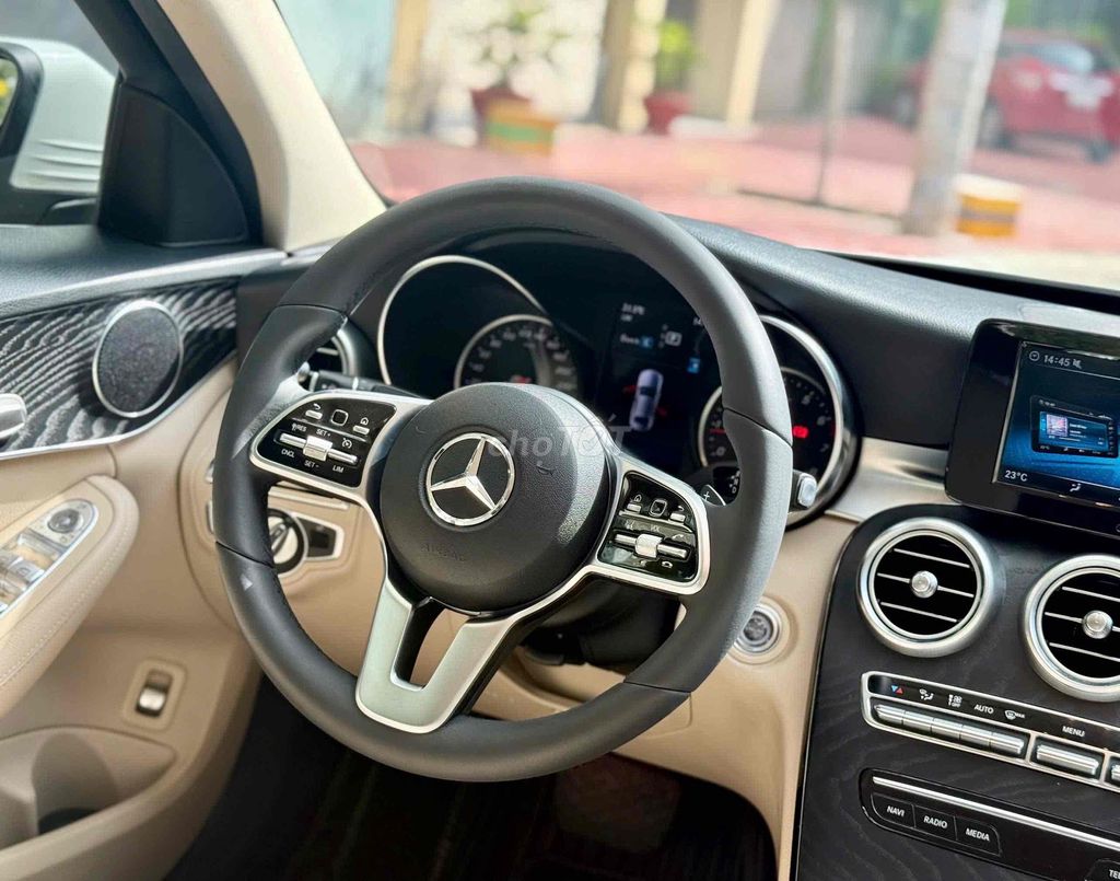 Mercedes Benz C200 Facelift model 2019. Mua bán Ô tô tại Quận 8 Tp Hồ Chí Minh được đăng bởi Khoa nguyễn hình 11