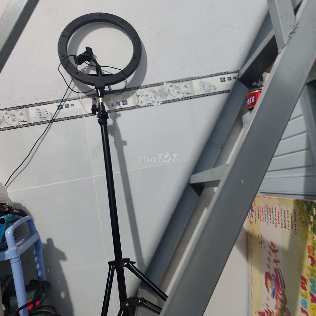Đèn livestream kim loại Đen. Mua bán Đèn tại Quận Cái Răng Cần Thơ được đăng bởi Nguyễn Hữu Nghị hình 1