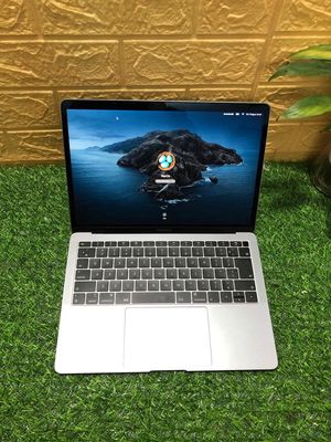 macbook 2018 i5 ram 16 ssd 512