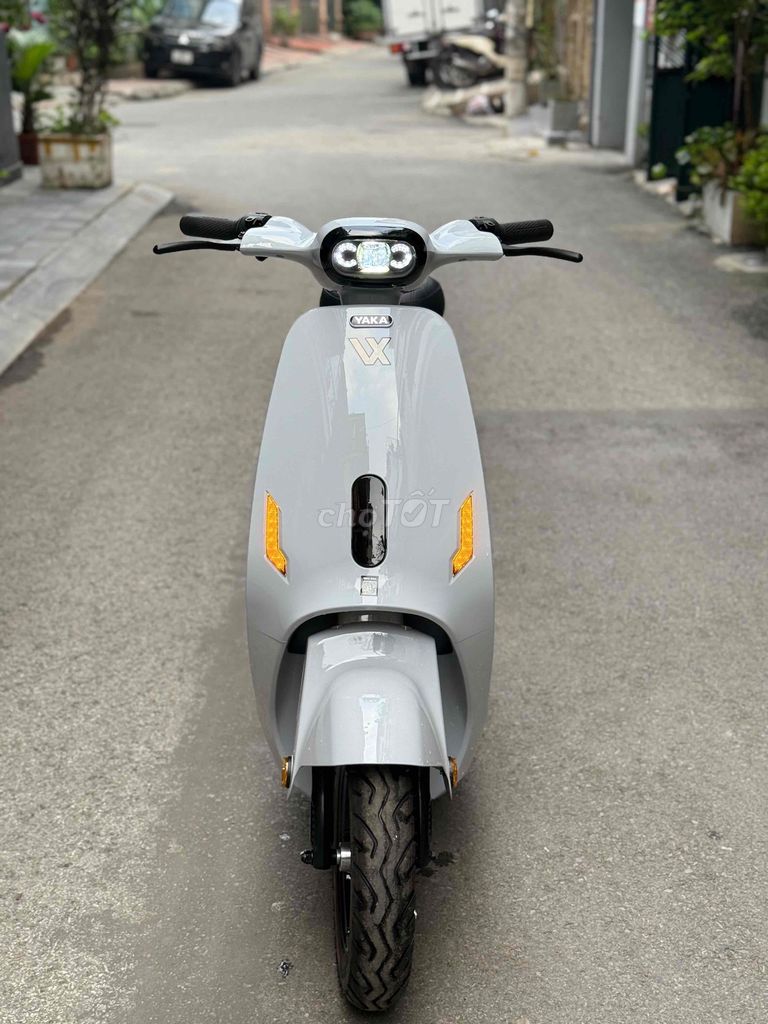 VC MỚI 100% hàng chính hãng. Mua bán Xe điện tại Quận Hoàng Mai Hà Nội được đăng bởi XE ĐIỆN PHÚC THỊNH  hình 2