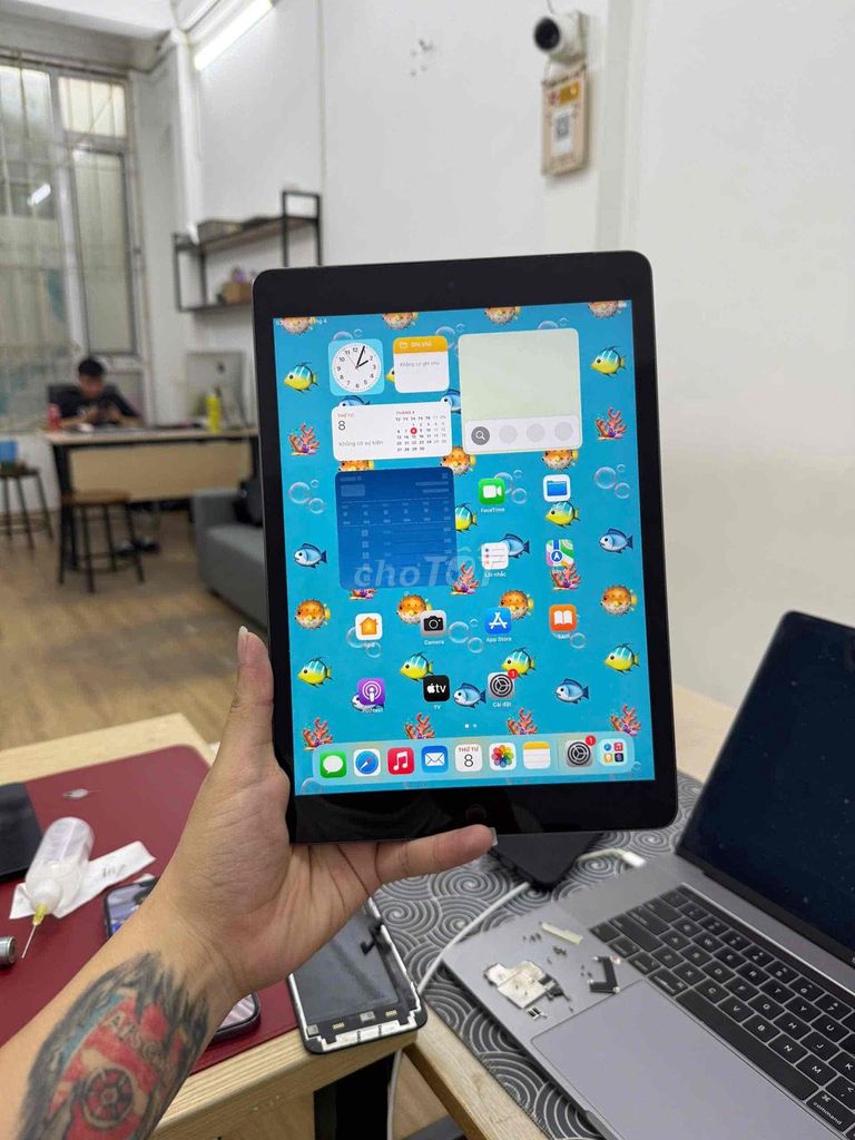 Apple iPad Gen 9 64GB Xám. Mua bán Máy tính bảng tại Quận Đống Đa Hà Nội được đăng bởi KT Hà Nội Mobile hình 1