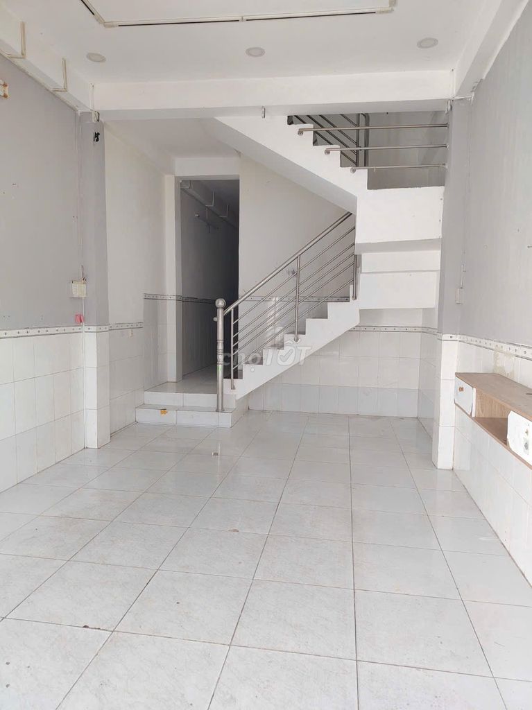 Аренда · 4 комн. · 145 м² · Huyện Bình Chánh, ул. Đường Phạm Hùng
